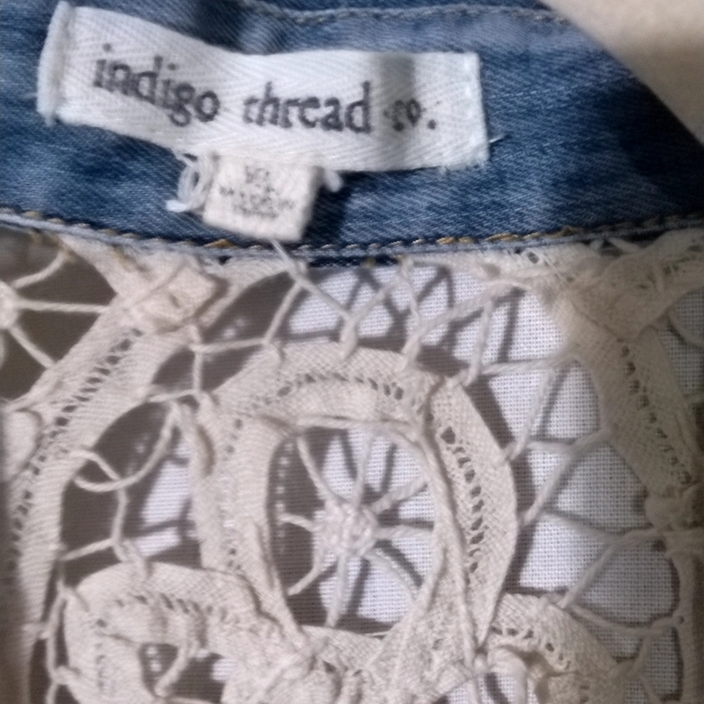 Denim and Lace Women's Vest - Picture 14 of 14